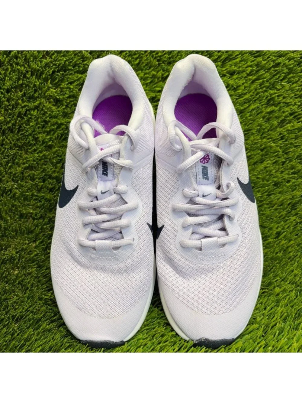 Nike please review